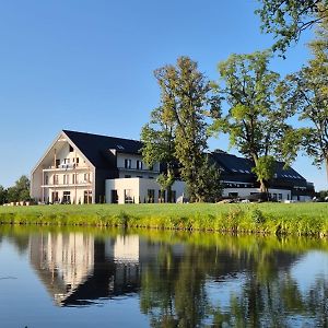 Natural Hotel - Ekologiczny Hotel z Plażą Na Wyspie